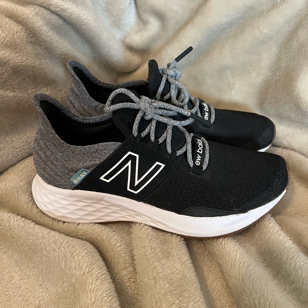 New Balance Women's ROAV Fresh Foam Sportstyle Running Shoes